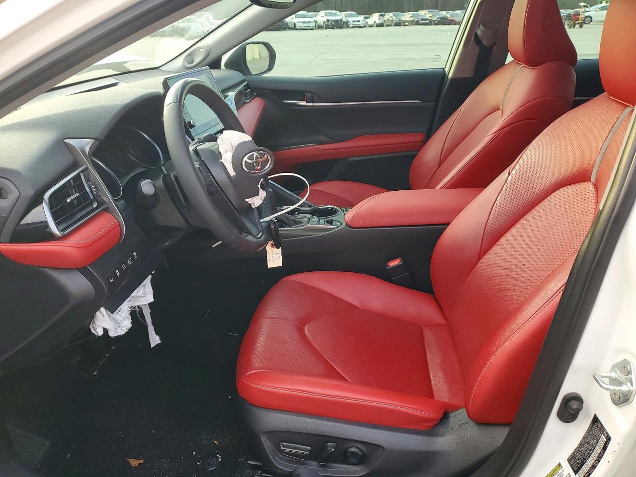 2022 Toyota Camry Xse - Фото 7