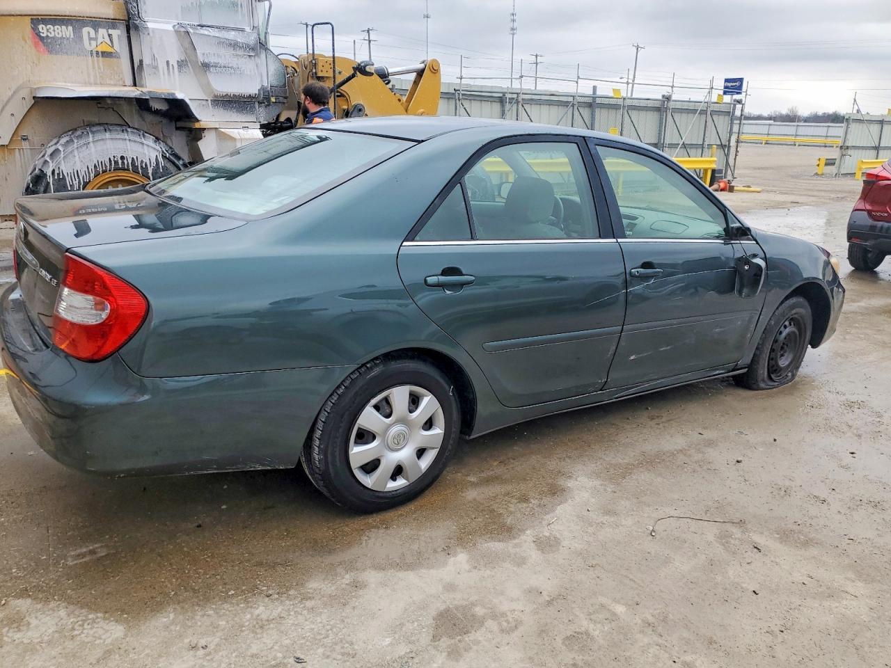 2003 Toyota Camry Le - Фото 3