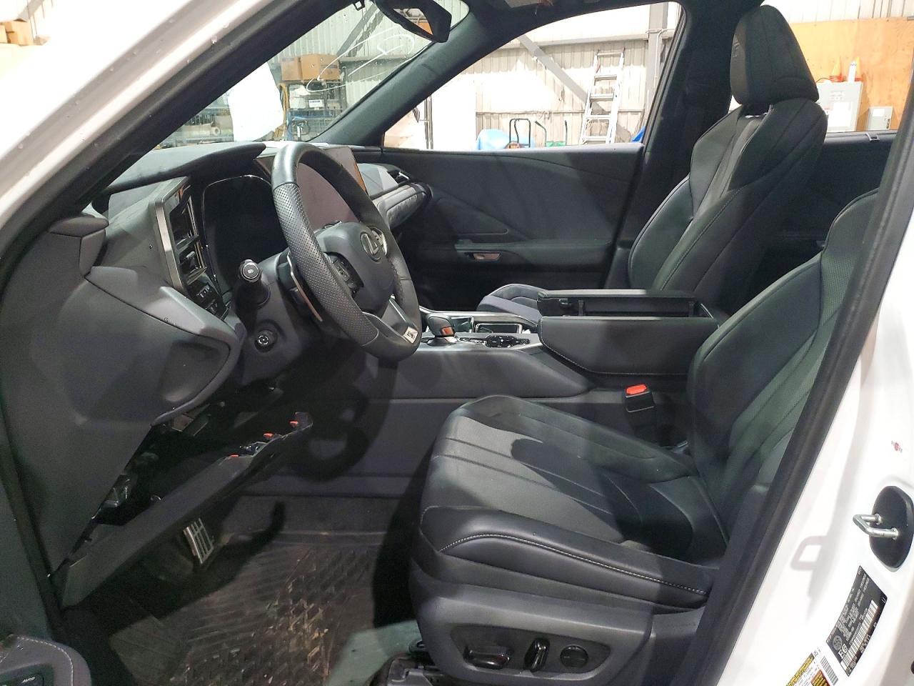 2024 Lexus Tx 500H F Sport Premium - Фото 7