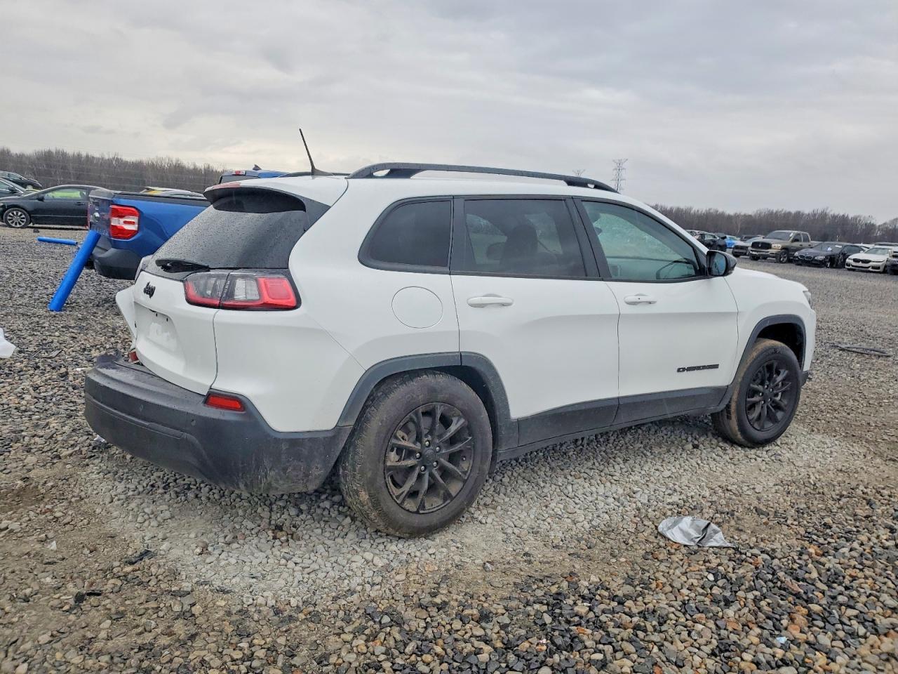 2023 Jeep Cherokee Altitude Lux - Фото 3
