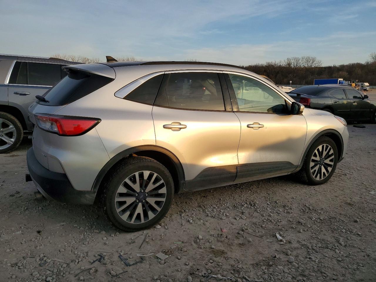 2020 Ford Escape Sel - Image 3