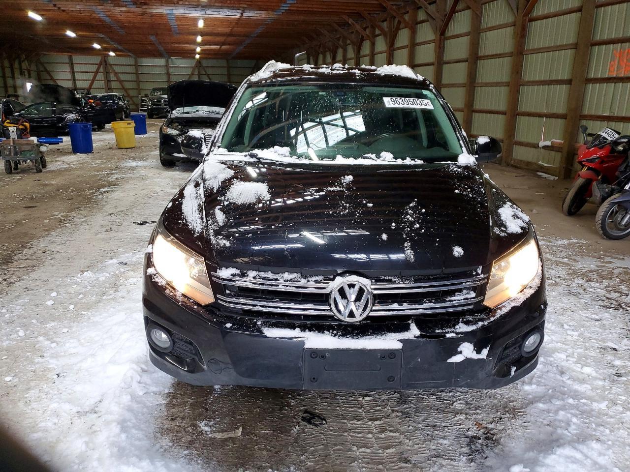 2015 Volkswagen Tiguan S - Image 5