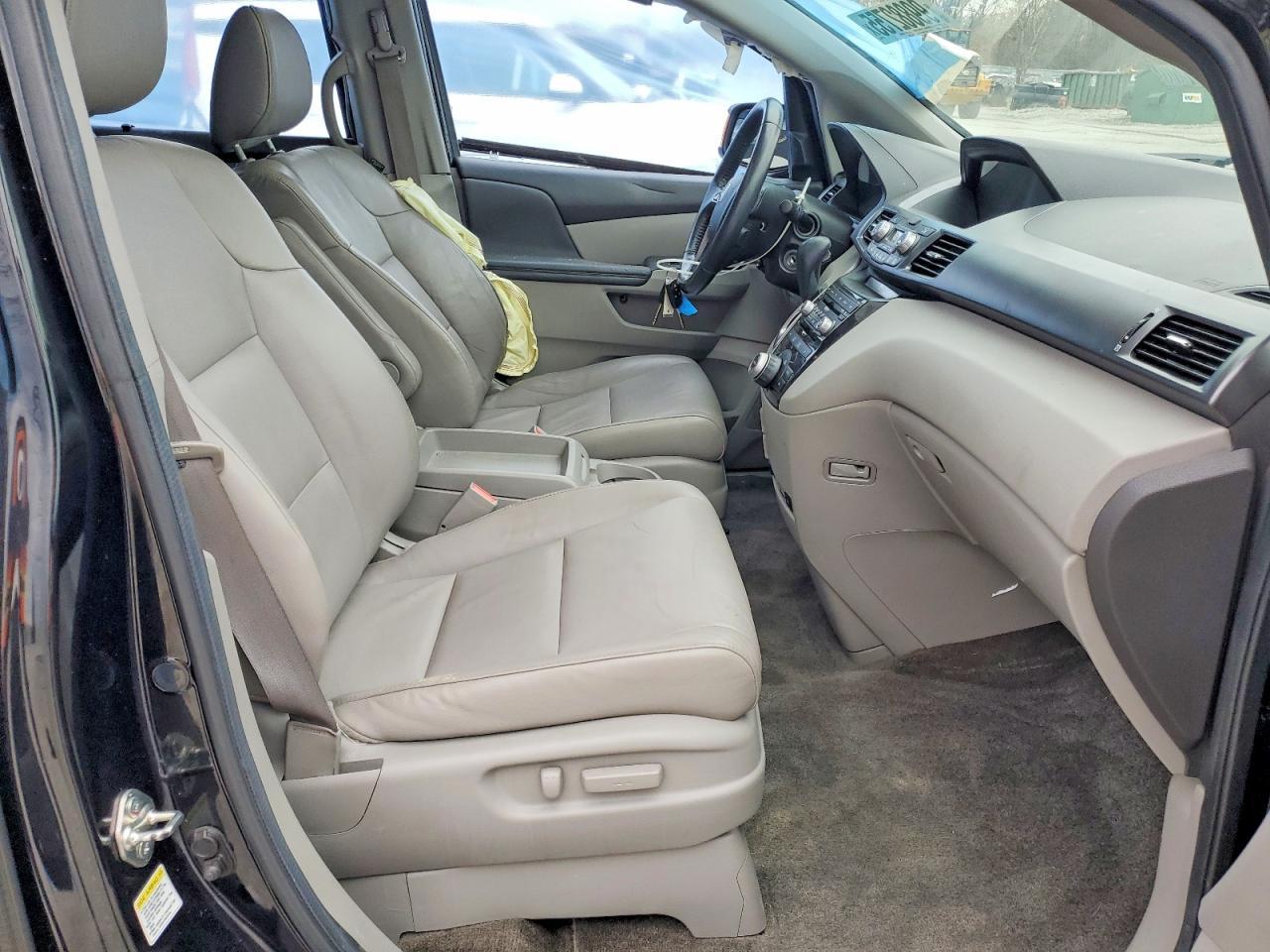 2013 Honda Odyssey Touring - Фото 7