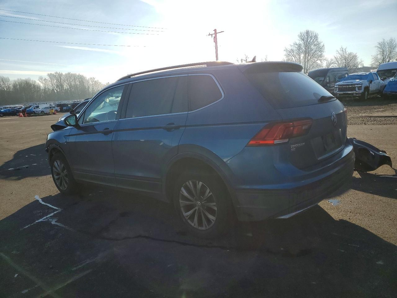 2019 Volkswagen Tiguan Se - Image 2
