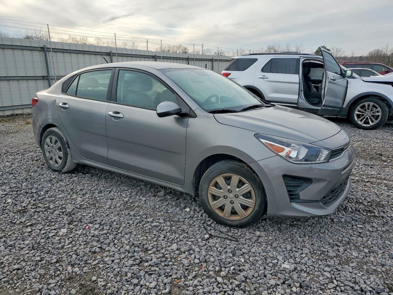 2022 Kia Rio Lx - Фото 4