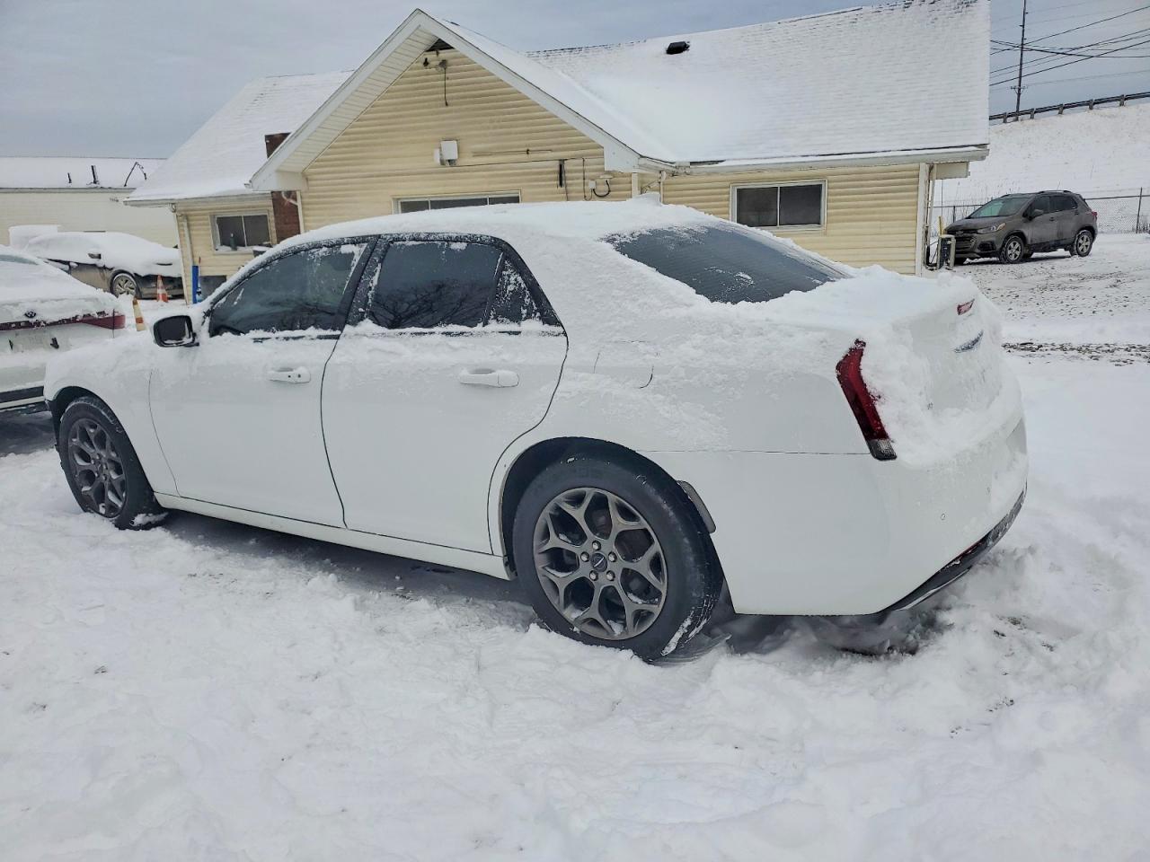 2015 Chrysler 300 S - Image 2