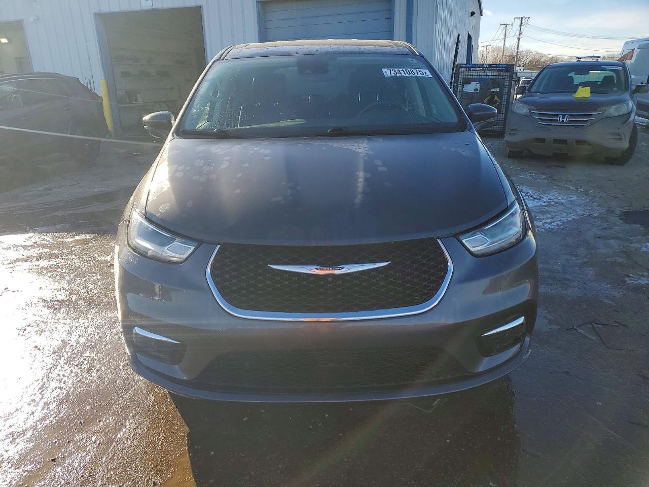 2022 Chrysler Pacifica Hybrid Touring L - Фото 5