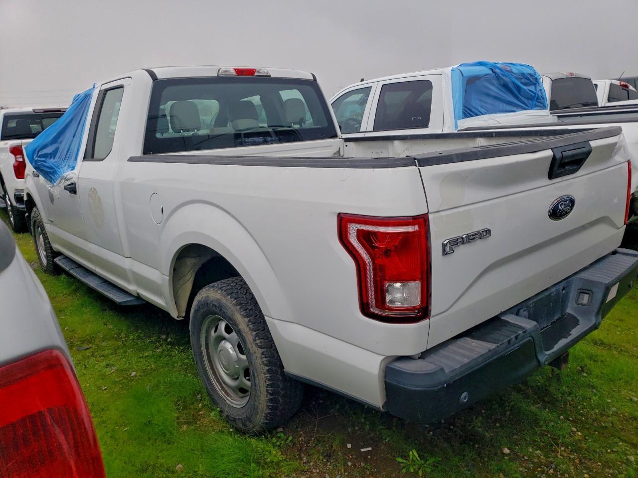 2017 Ford F150 Super Cab - Image 2