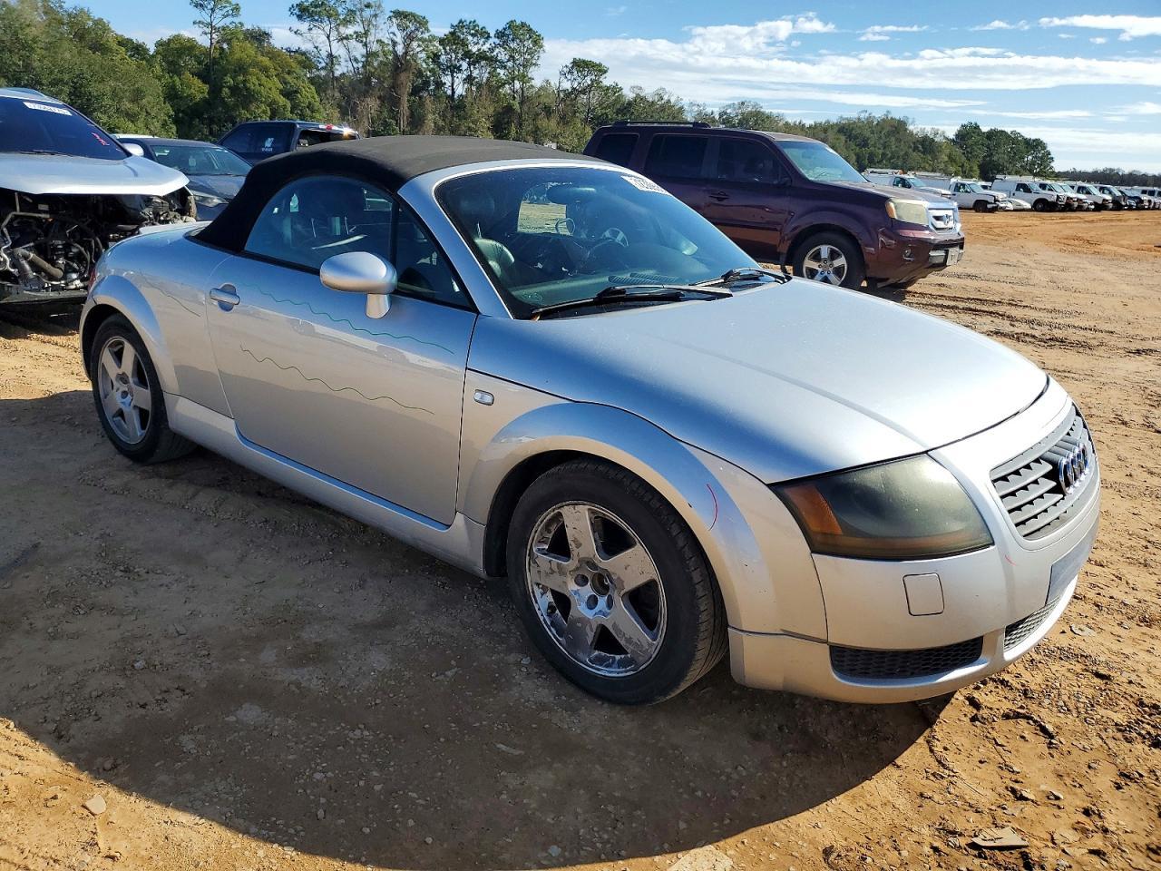 2002 Audi Tt - Image 4