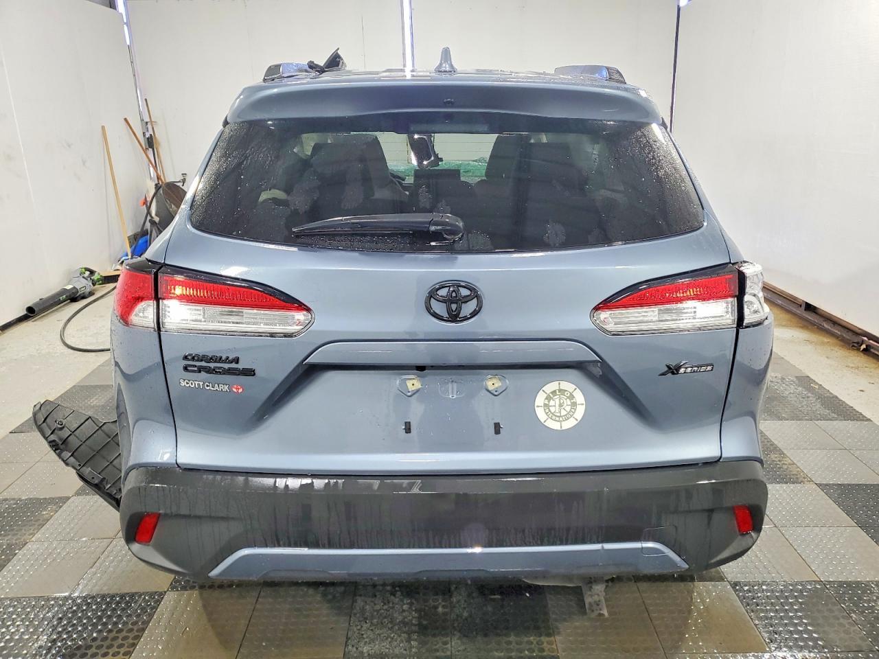 2024 Toyota Corolla Cross Le - Фото 6