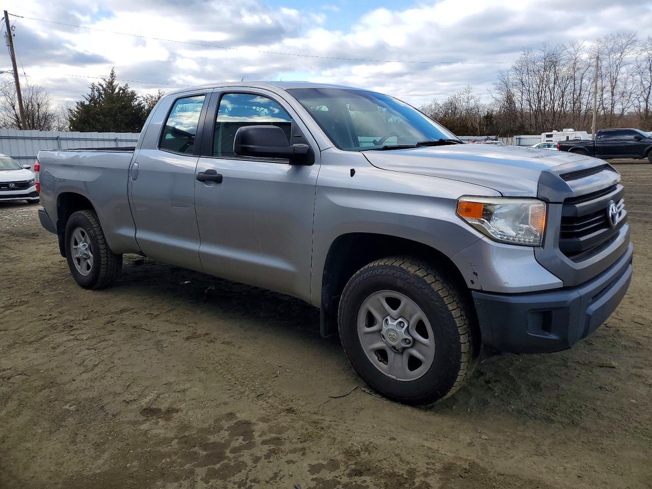 2014 Toyota Tundra Double Cab Sr - Image 4