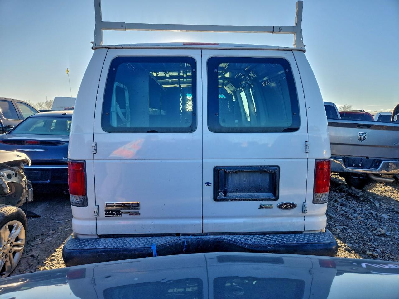 2012 Ford E250 Delivery Van - Фото 6