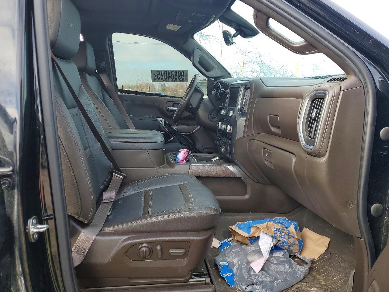 2023 GMC Sierra K3500 Denali - Image 7