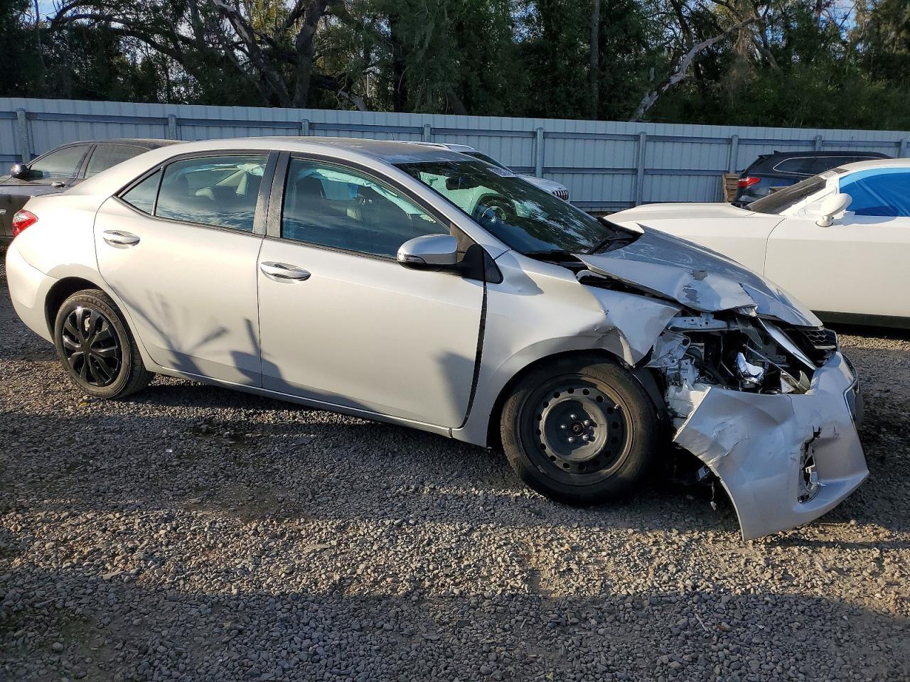 2015 Toyota Corolla L - Image 4