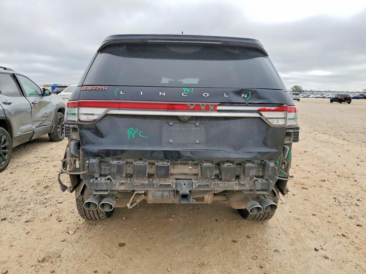 2020 Lincoln Aviator Reserve - Image 6