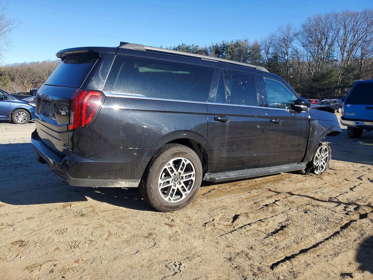 2025 Ford Expedition Max Active - Фото 3