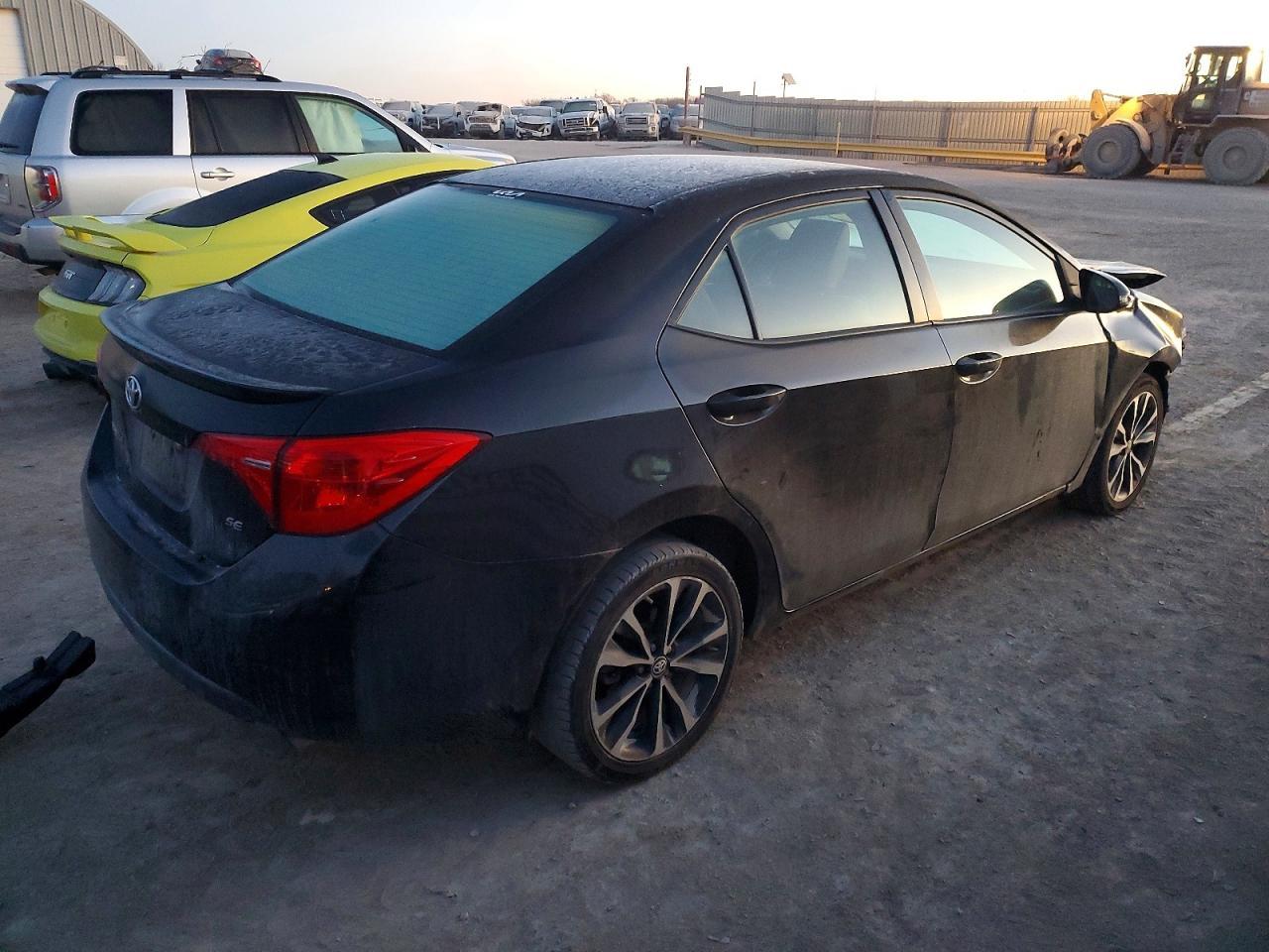 2017 Toyota Corolla L - Фото 3