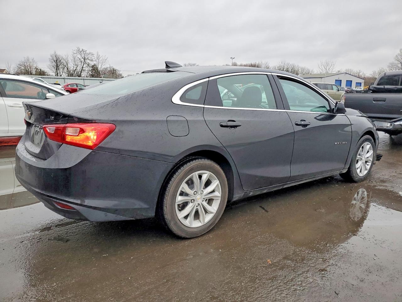 2024 Chevrolet Malibu Lt - Фото 3