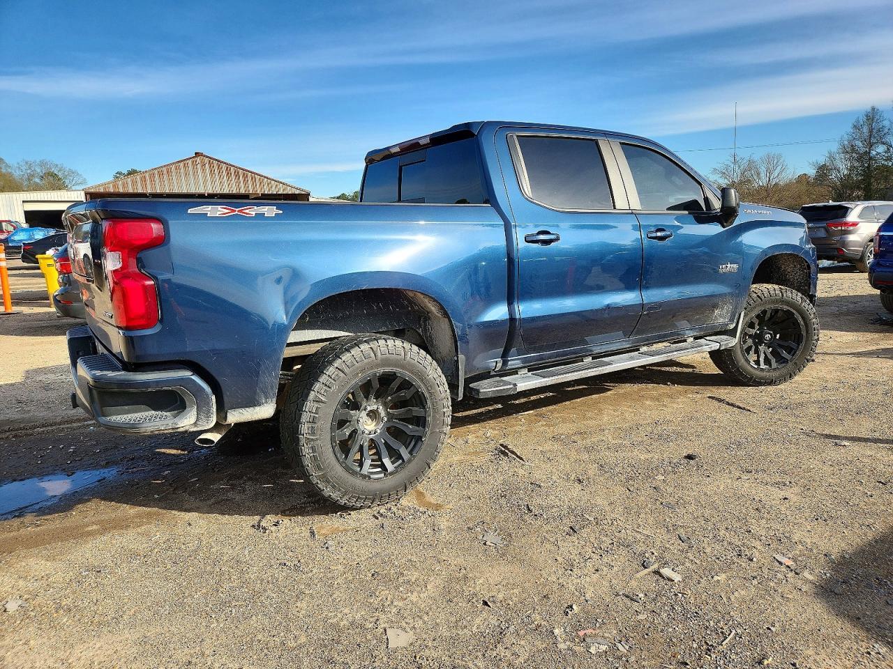 2021 Chevrolet Silverado K1500 Rst - Image 3