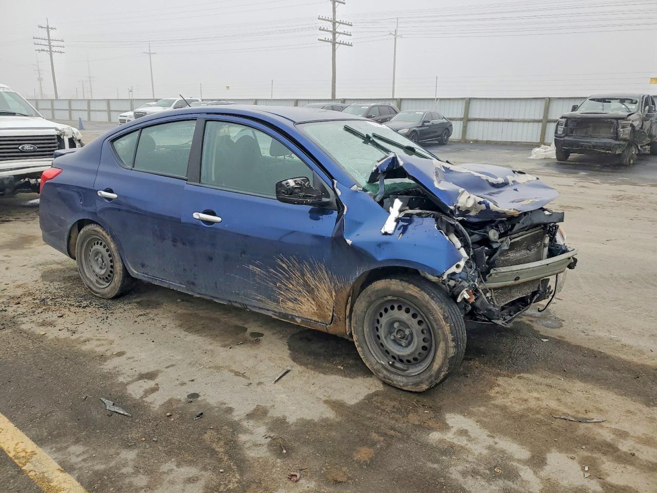 2018 Niss Versa - Фото 4