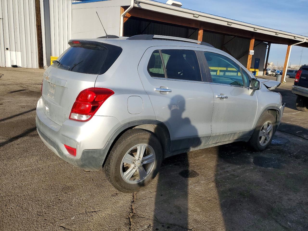 2018 Chevrolet Trax 1Lt - Image 3