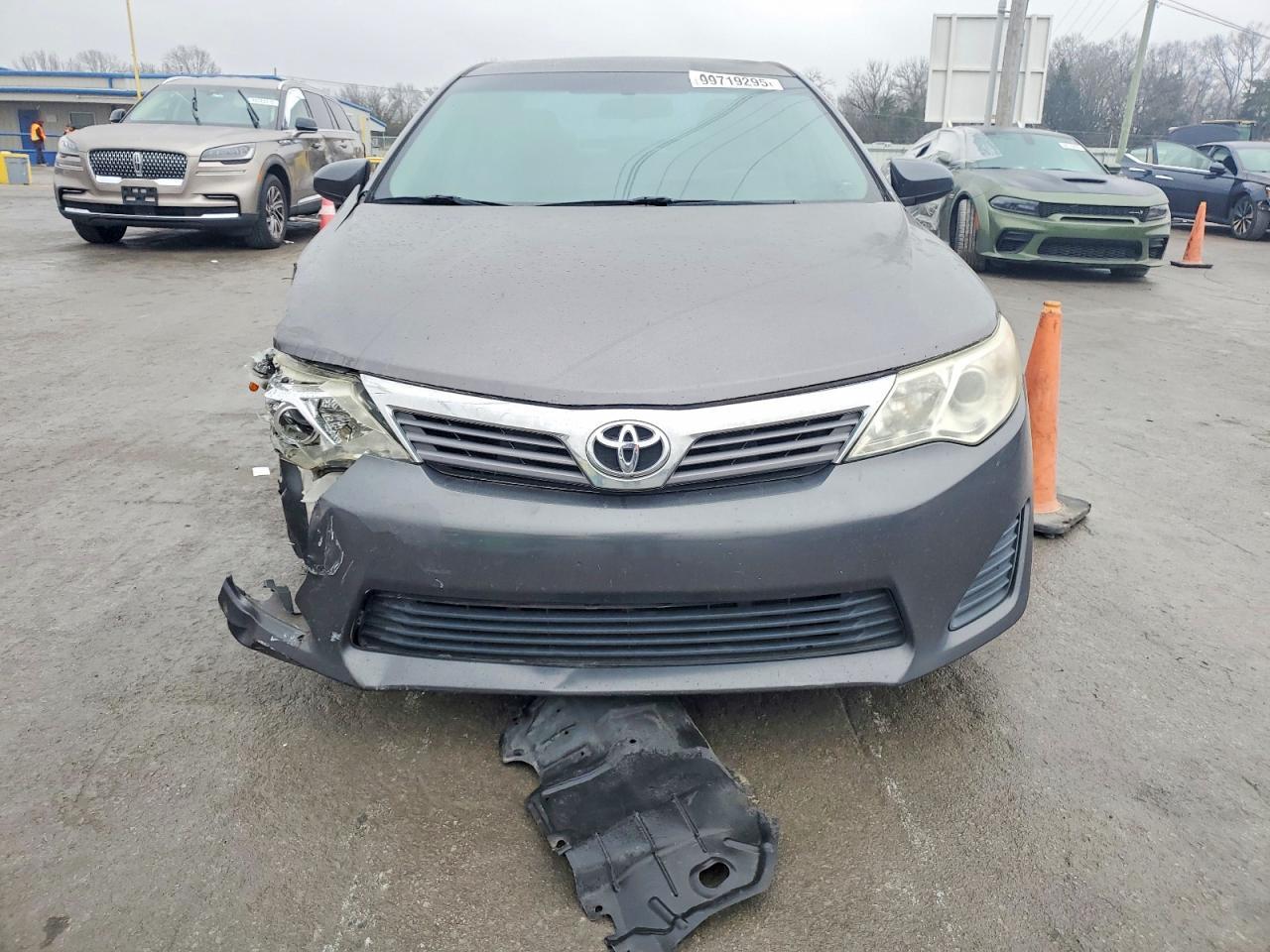 2014 Toyota Camry L - Фото 5