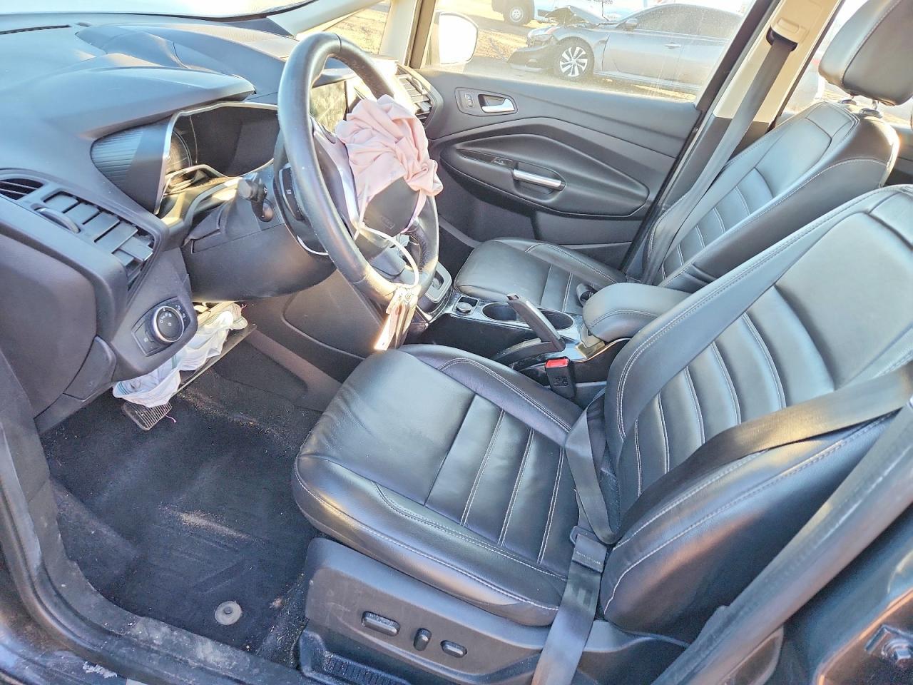 2017 Ford C-Max Titanium - Image 7