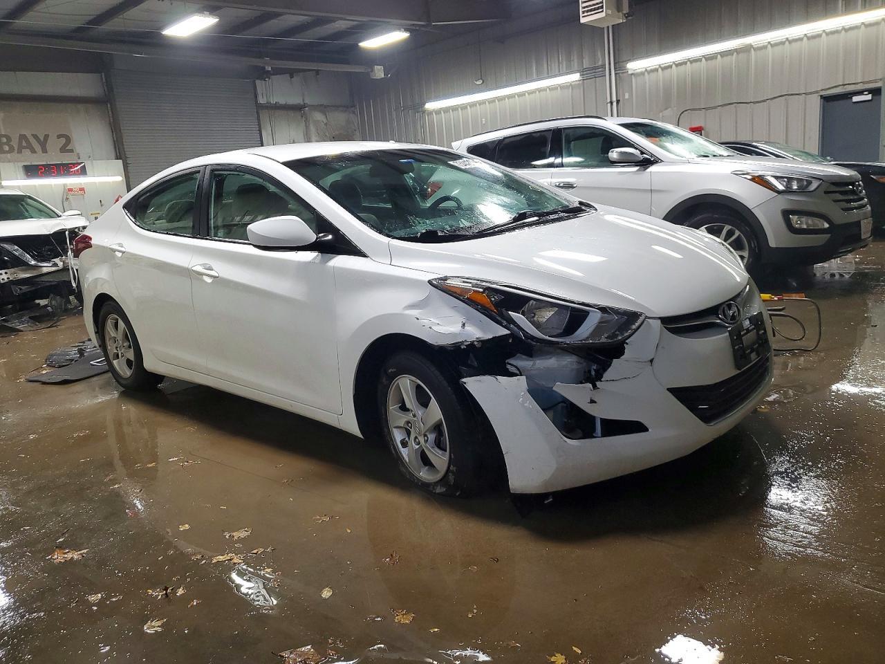 2014 Hyundai Elantra Se - Фото 4