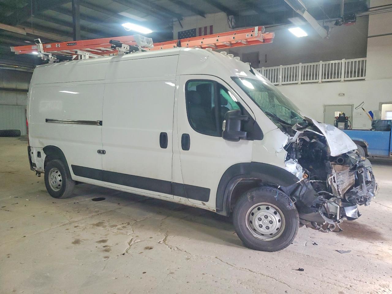 2023 Ram Promaster 2500 Utility / Service Van - Фото 4