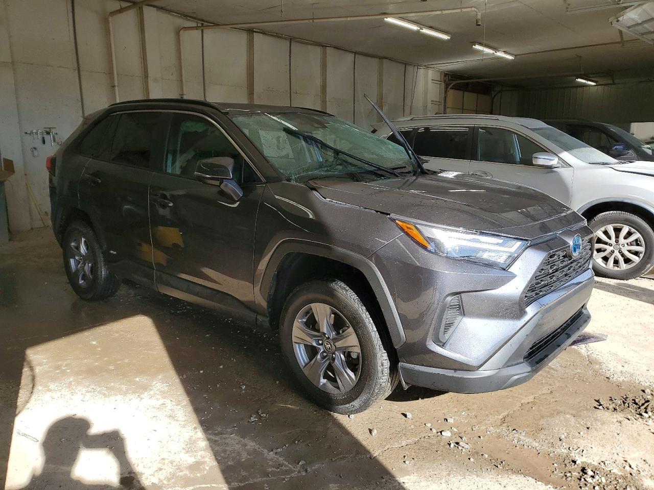 2022 Toyota Rav4 Hybrid Xle - Фото 4