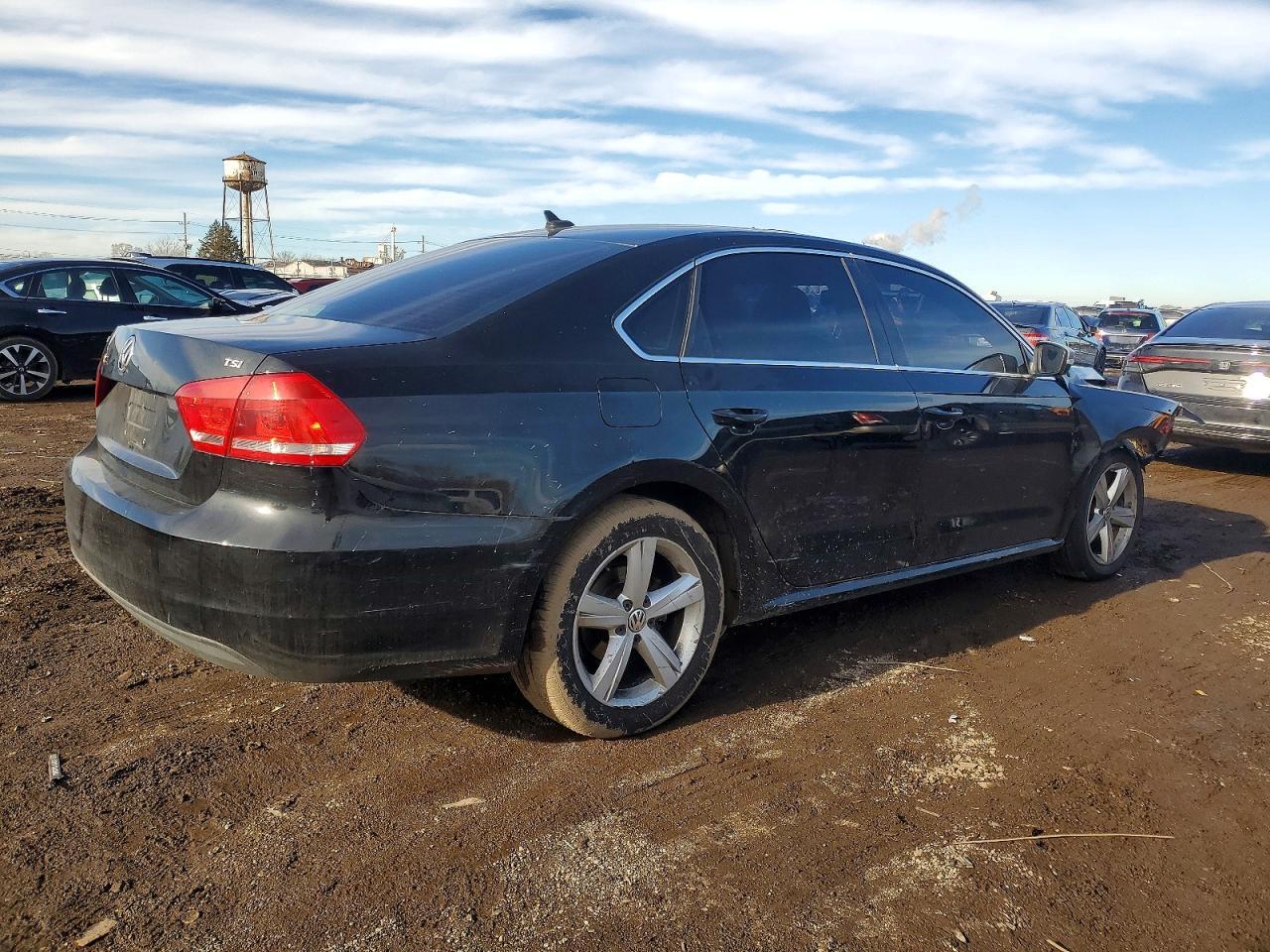 2015 Volkswagen Passat S - Image 3