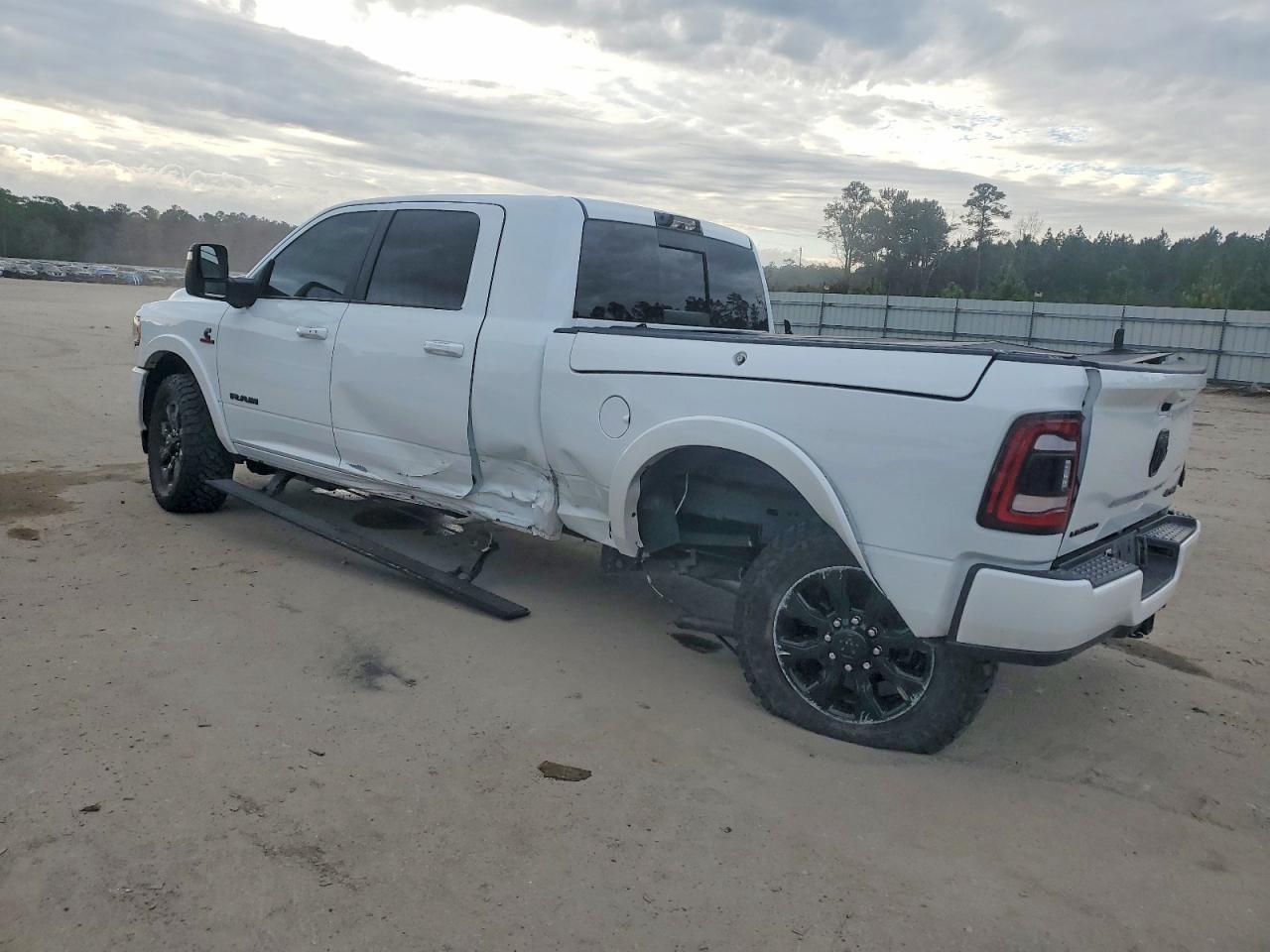 2023 Ram 2500 Limited - Фото 2