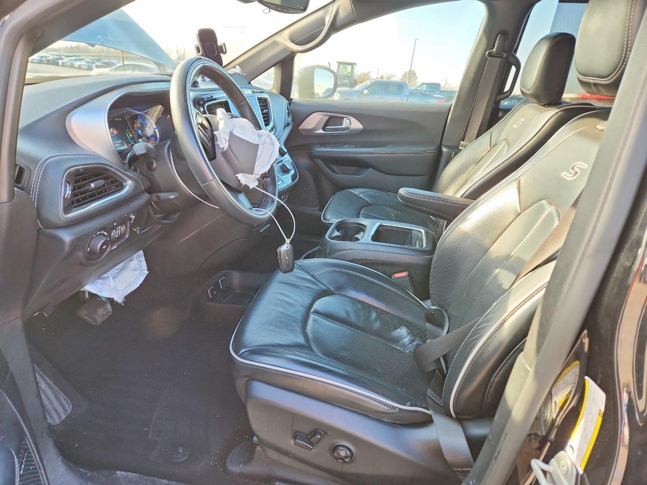 2020 Chrysler Pacifica Hybrid Limited - Фото 7