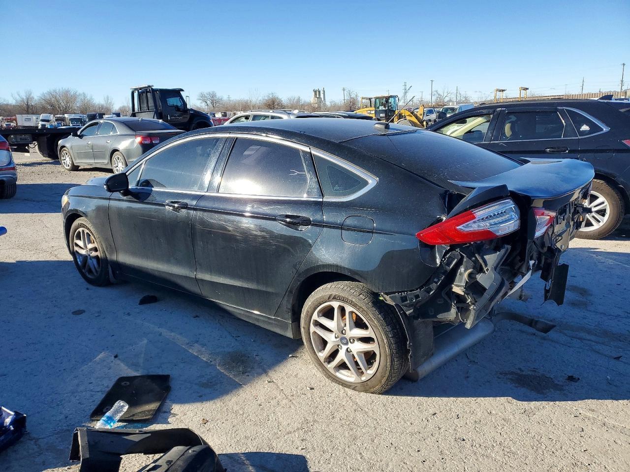 2016 Ford Fusion Se - Фото 2