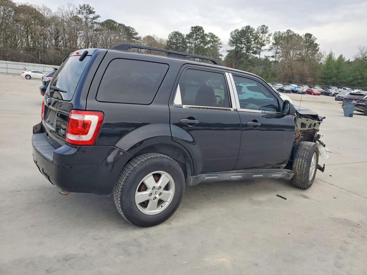 2012 Ford Escape Xlt - Image 3