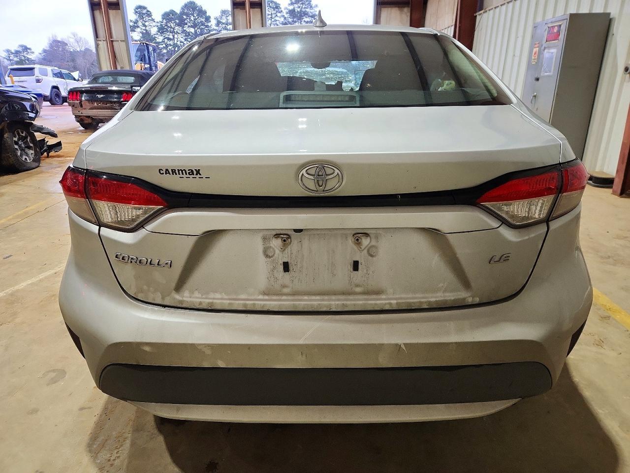 2020 Toyota Corolla Le - Фото 6