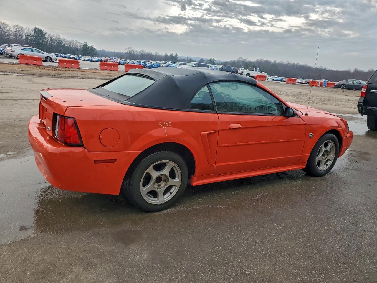 2004 Ford Mustang - Фото 3