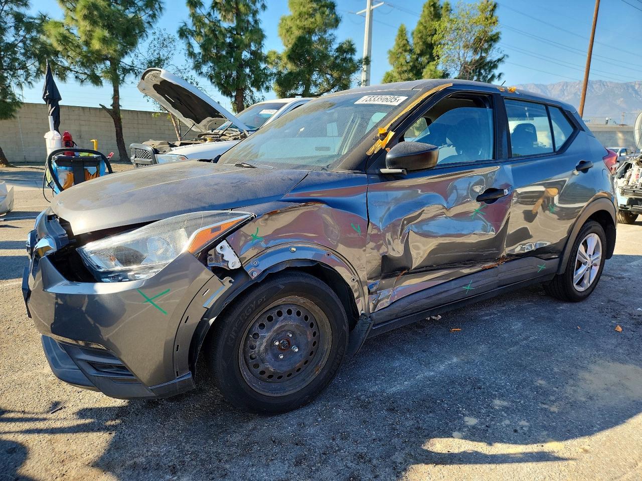2020 Nissan Kicks S
