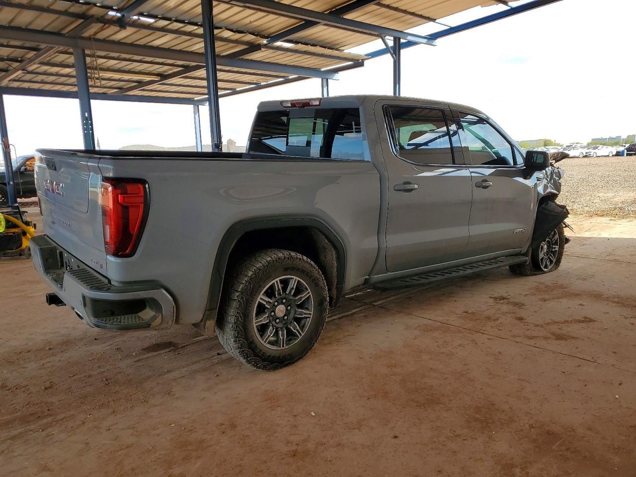 2024 GMC Sierra K1500 At4 - Фото 3