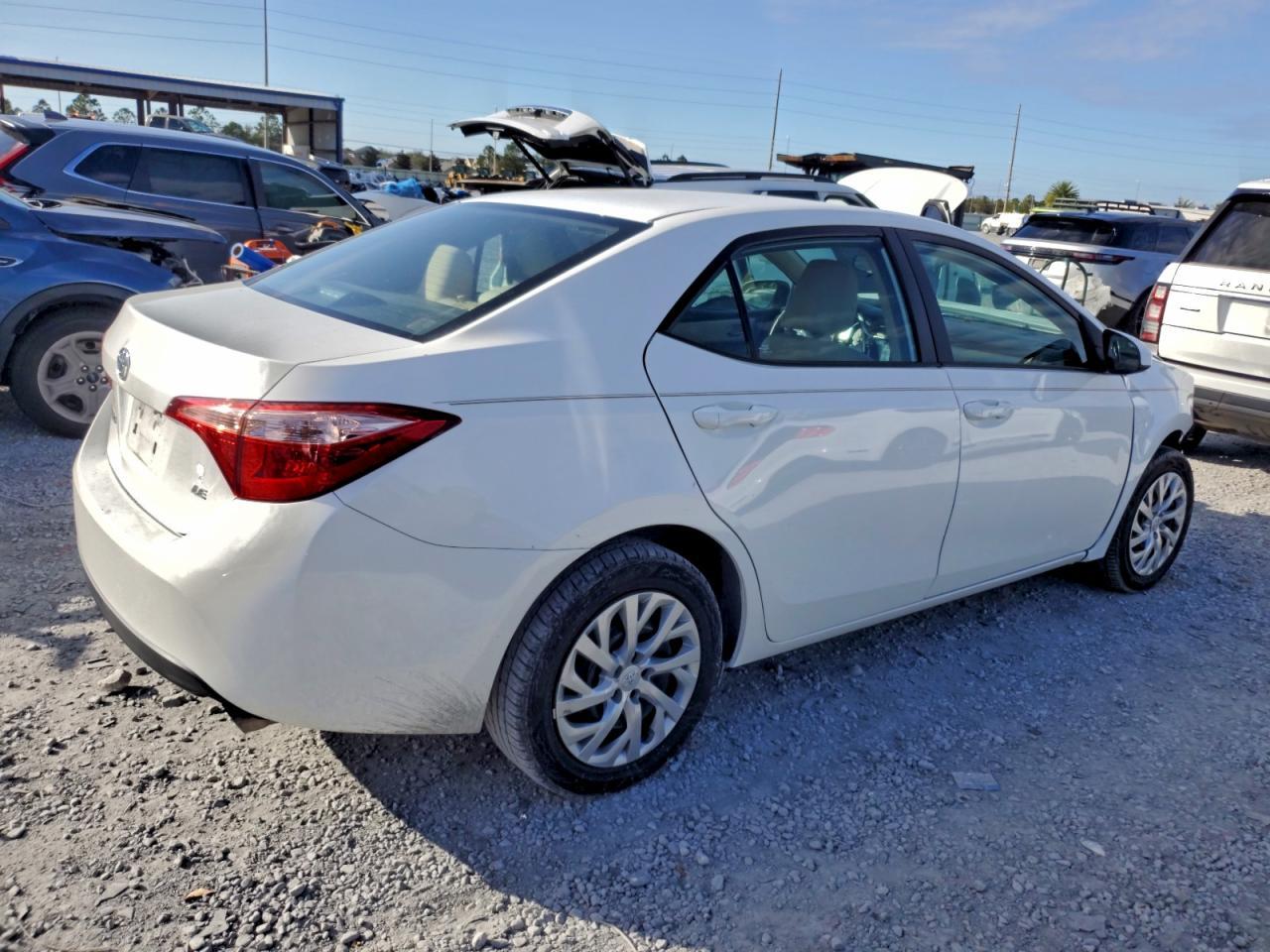 2018 Toyota Corolla L - Фото 3