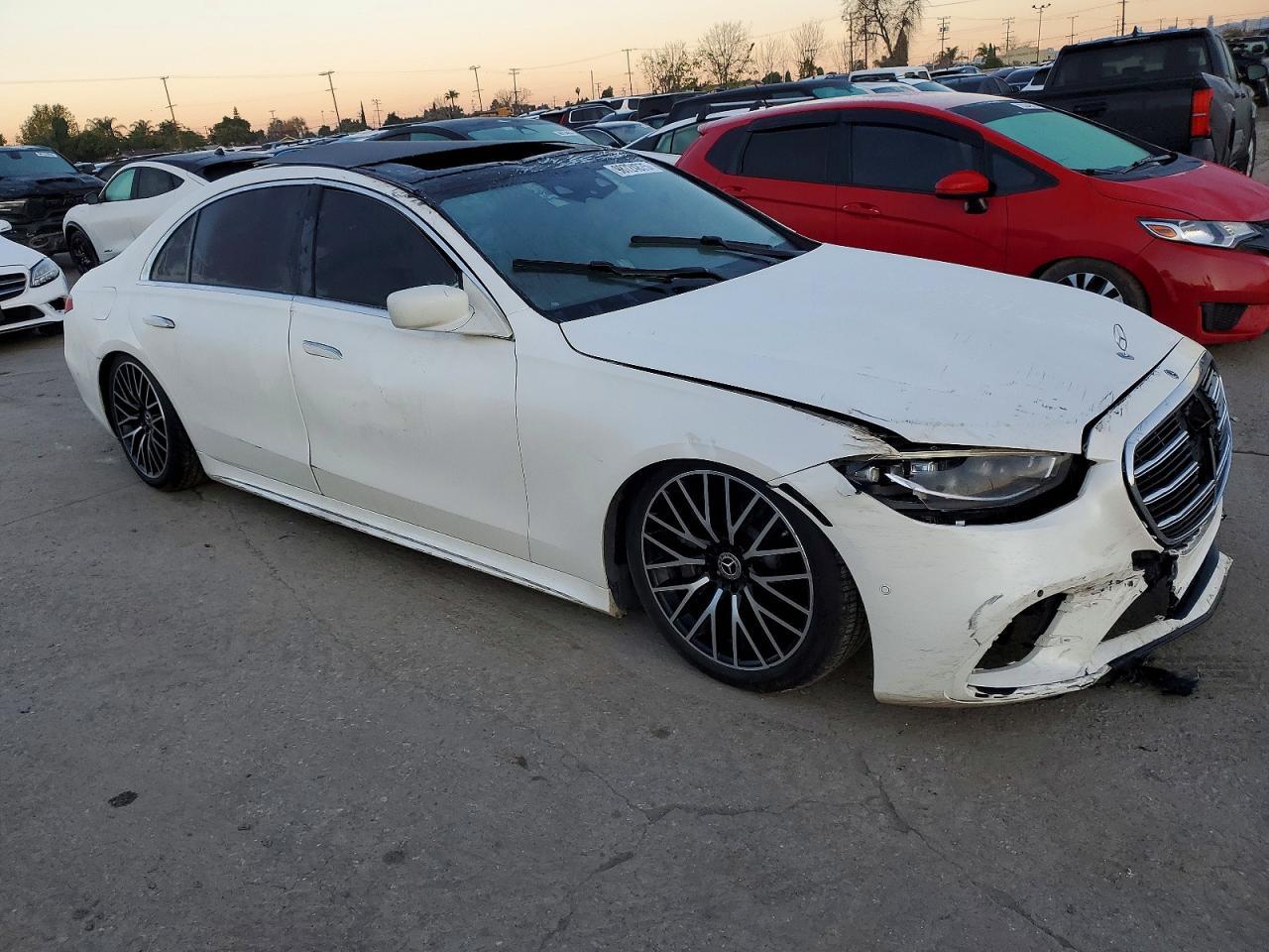 2022 Mercedes-Benz S 500 4Matic - Фото 4