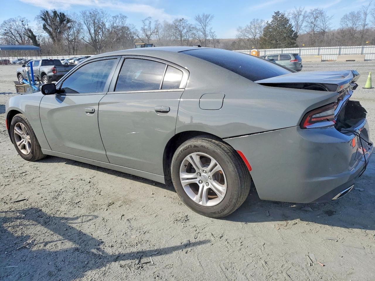2018 Dodge Charger Sxt - Фото 2