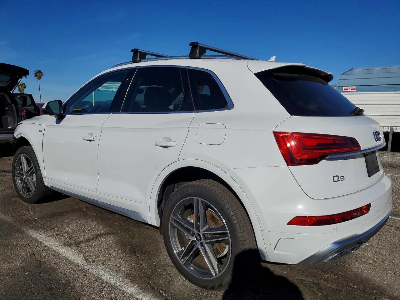 2024 Audi Q5 E Premium 55 - Фото 2