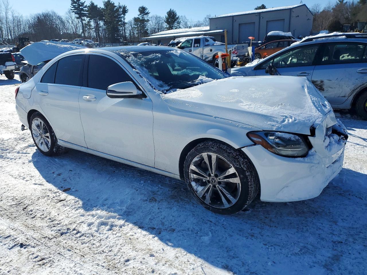 2018 Mercedes-Benz C 300 4Matic - Image 4