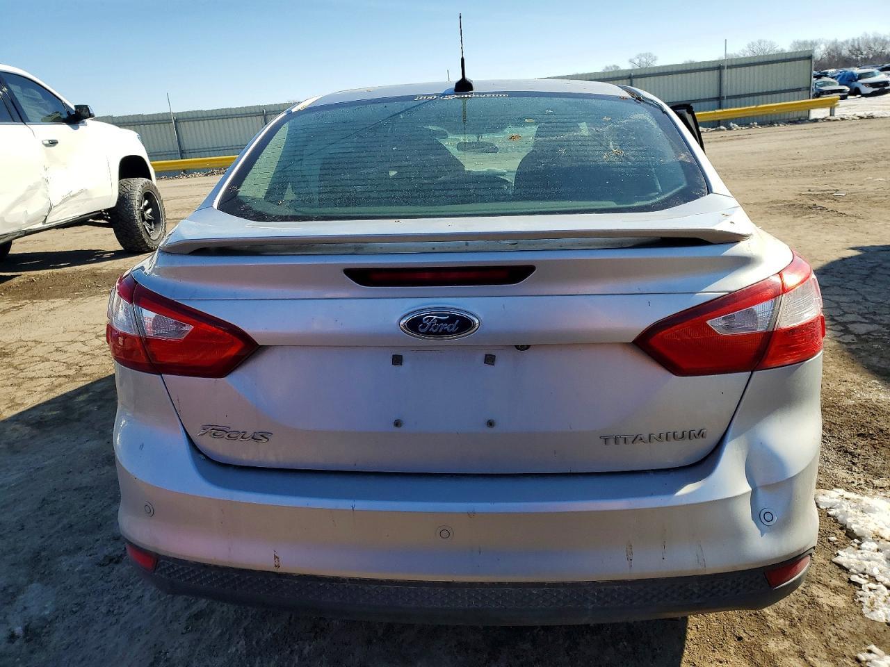 2013 Ford Focus Titanium - Image 6