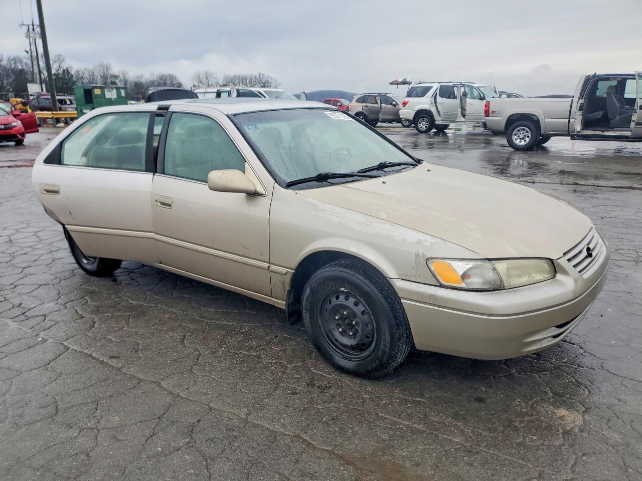 1998 Toyota Camry Ce - Фото 4