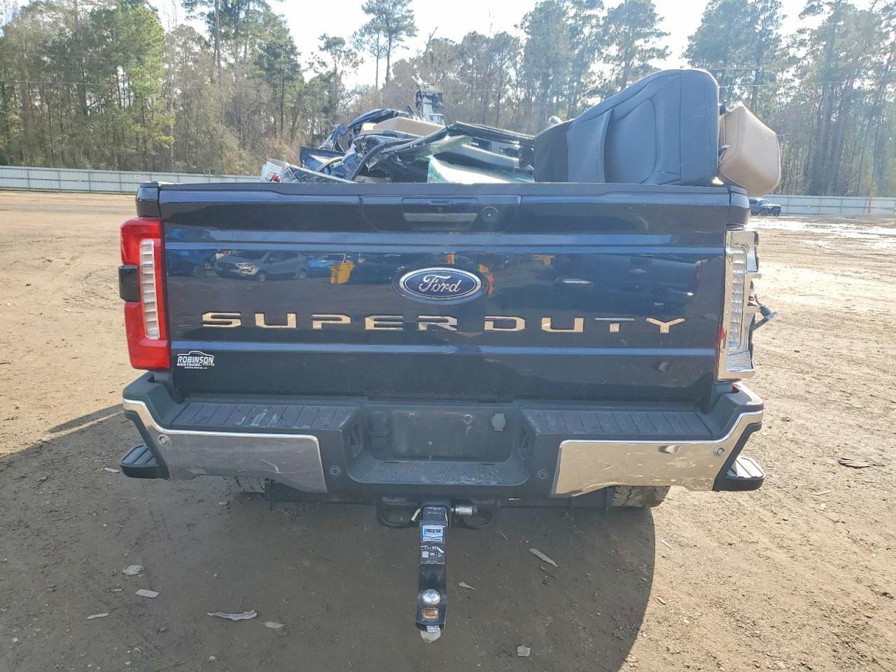 2023 Ford F250 Super Duty - Фото 6