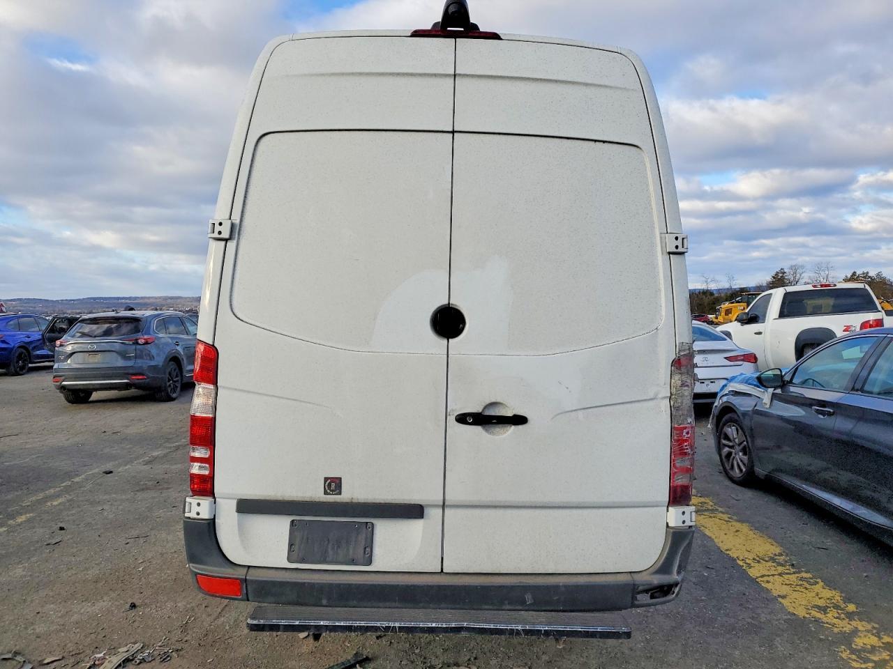 2017 Mercedes Benz Sprinter 2500 Delivery Van - Фото 6