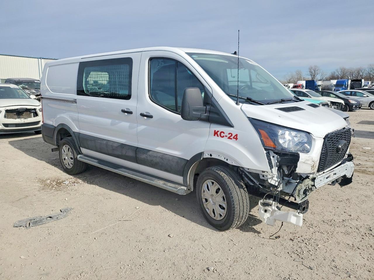 2023 Ford Transit T-250 Delivery Van - Фото 4