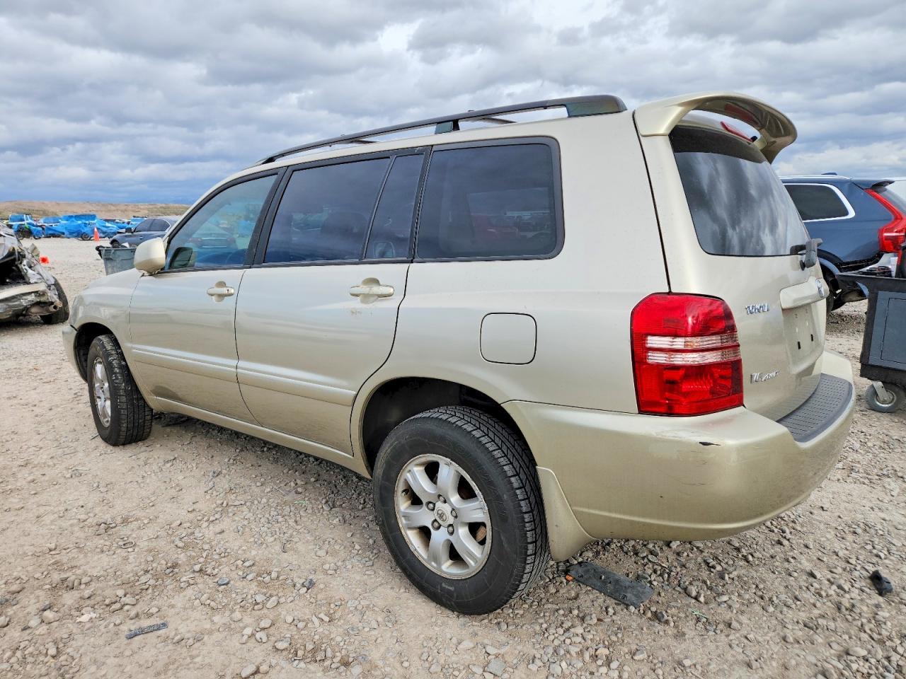 2001 Toyota Highlander Base - Image 2